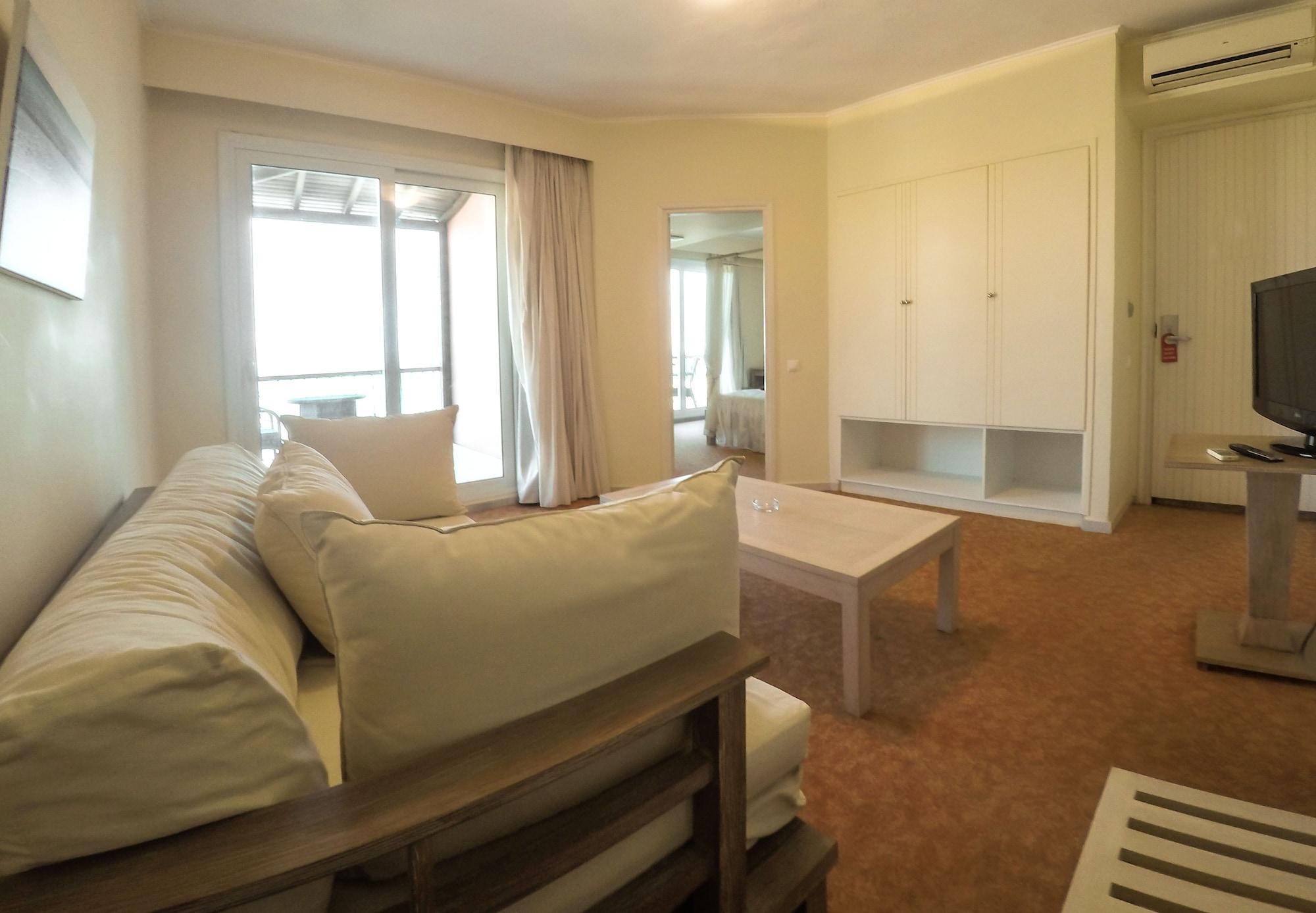 Erytha Hotel & Resort Chios Karfas Bagian luar foto
